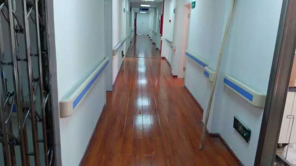 【貴陽】地礦醫院的漂亮走廊扶手回圖