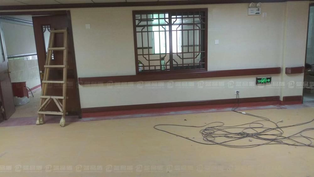 深圳石巖醫院扶手.jpg