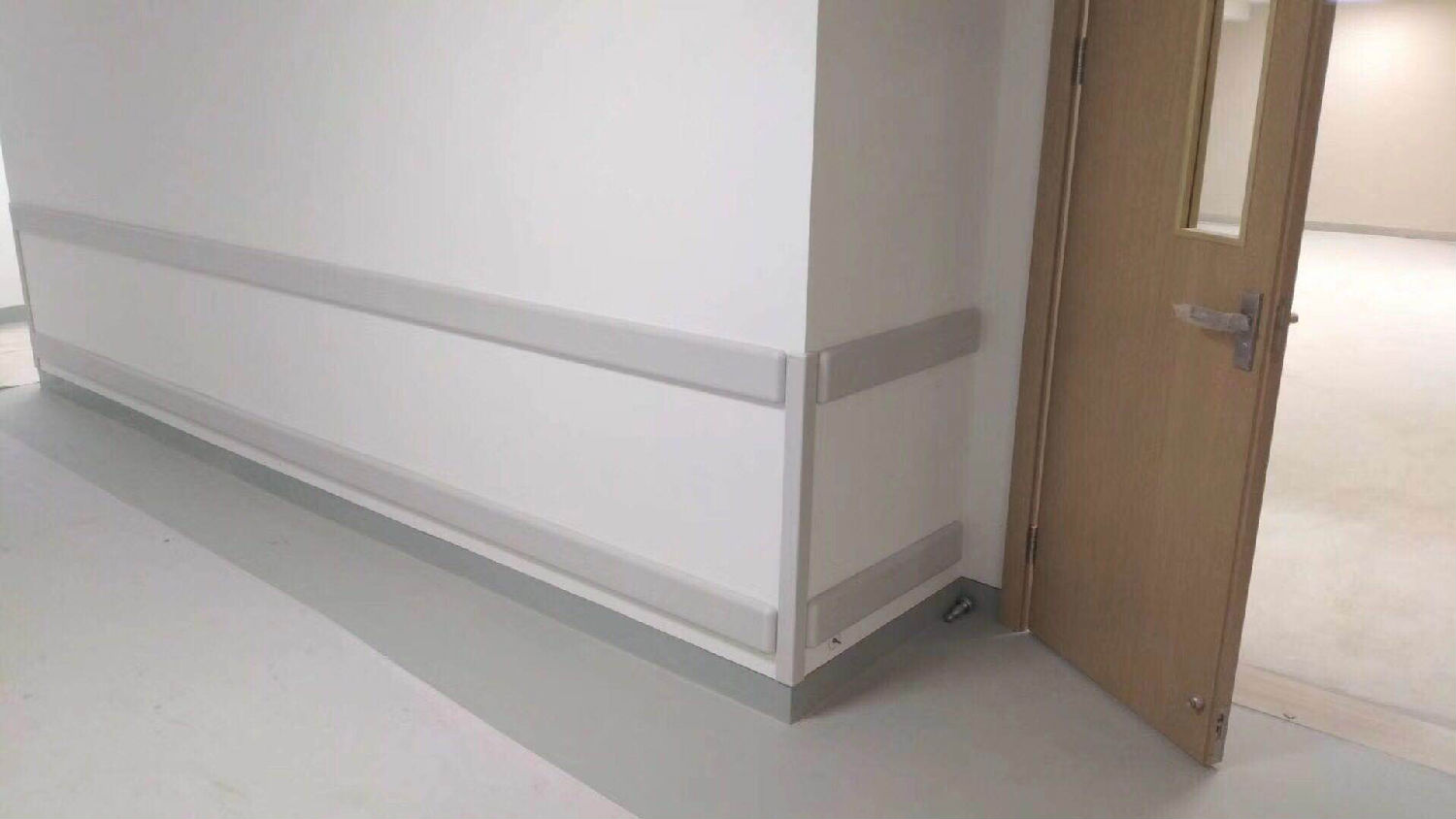醫院大門防撞帶