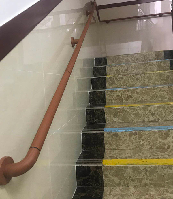 醫院上下扶手